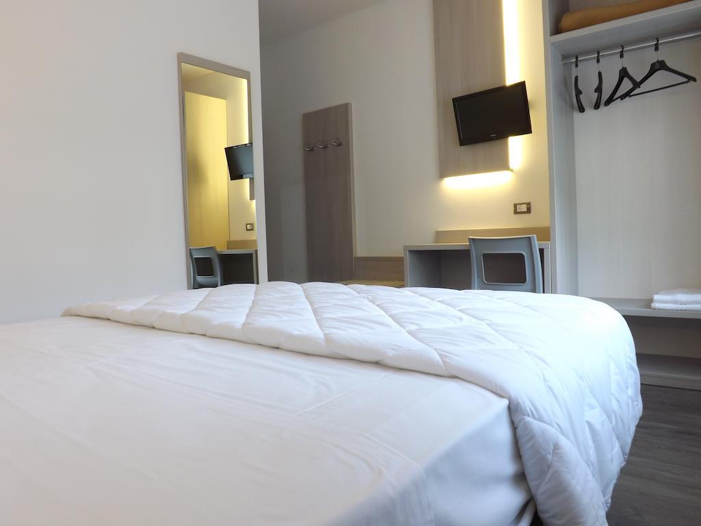 Hotel Ariston Больцано Екстер'єр фото