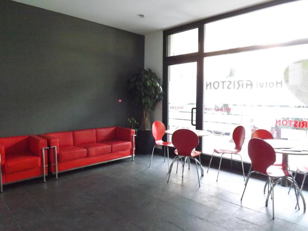 Hotel Ariston Больцано Екстер'єр фото