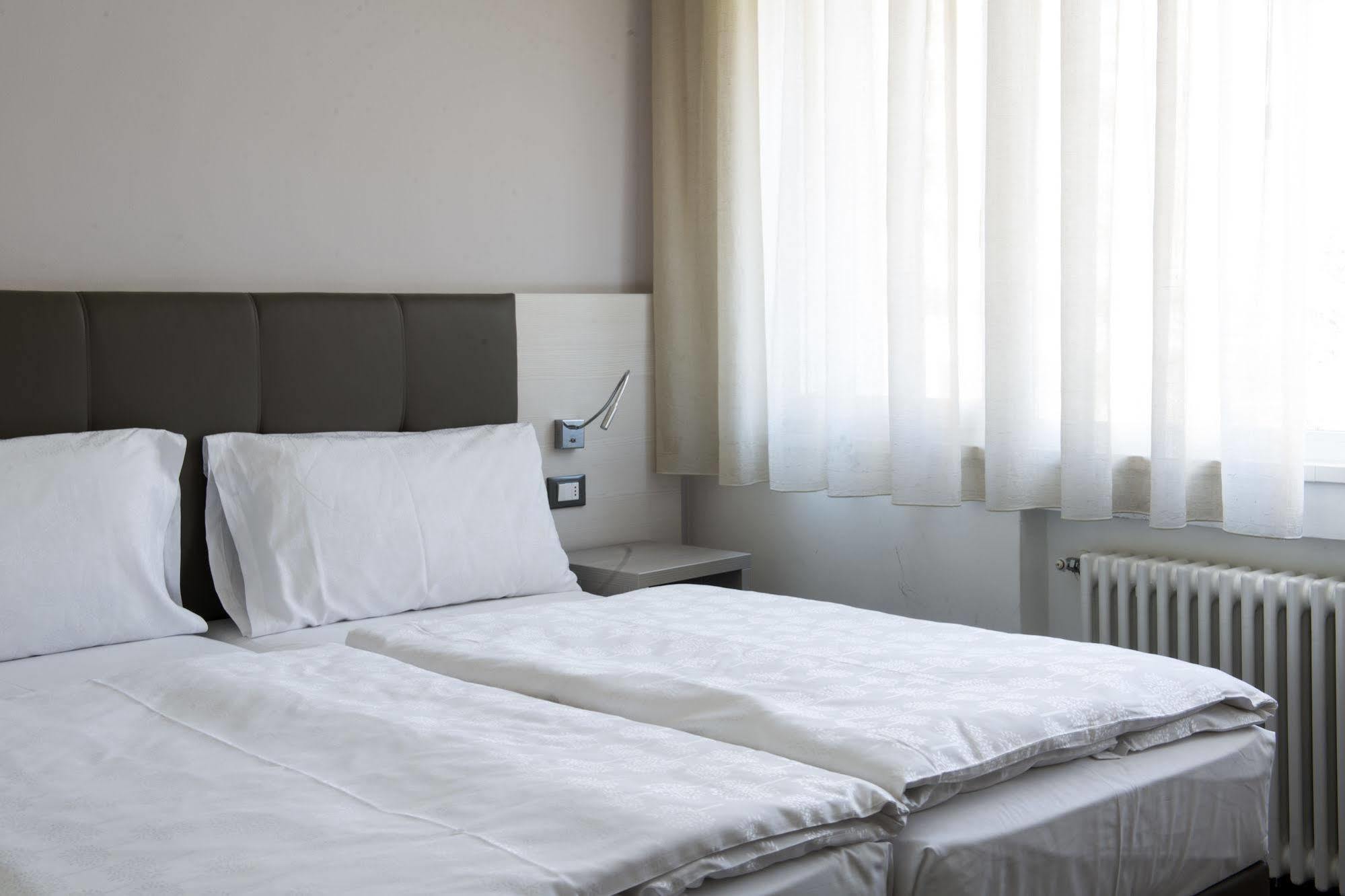 Hotel Ariston Больцано Екстер'єр фото